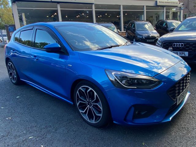 2018 (68) Ford Focus 1.5T EcoBoost ST-Line X Hatchback 5dr Petrol Auto Euro 6 (s/s) (150 ps)